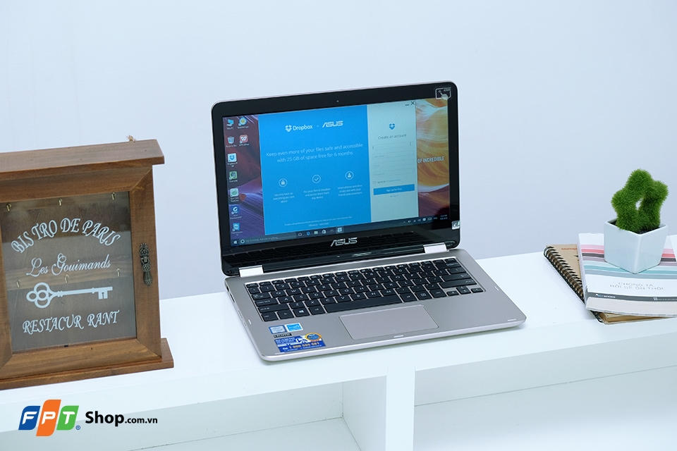Mở hộp ASUS VivoBook Flip TP301UA: Đẹp, cứng cáp, xoay gập 360 độ Sử dụng máy như một chiếc laptop