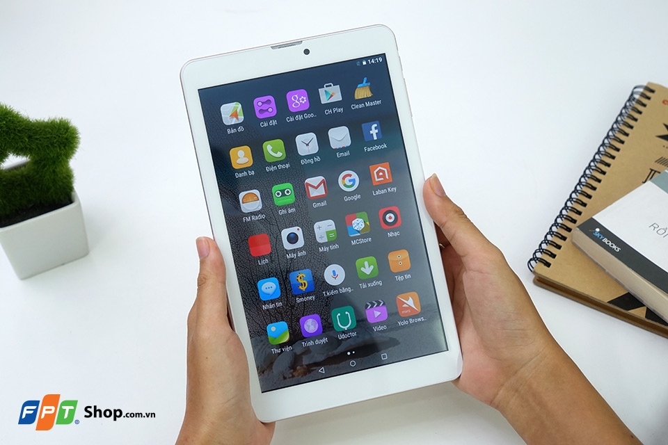 Masstel Tab 825 hoạt động khá mượt mà