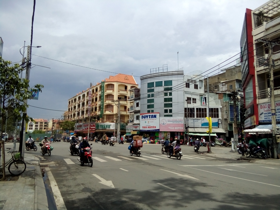 Đánh giá Mobiistar LAI Zumbo J: Đáng giá từng xu