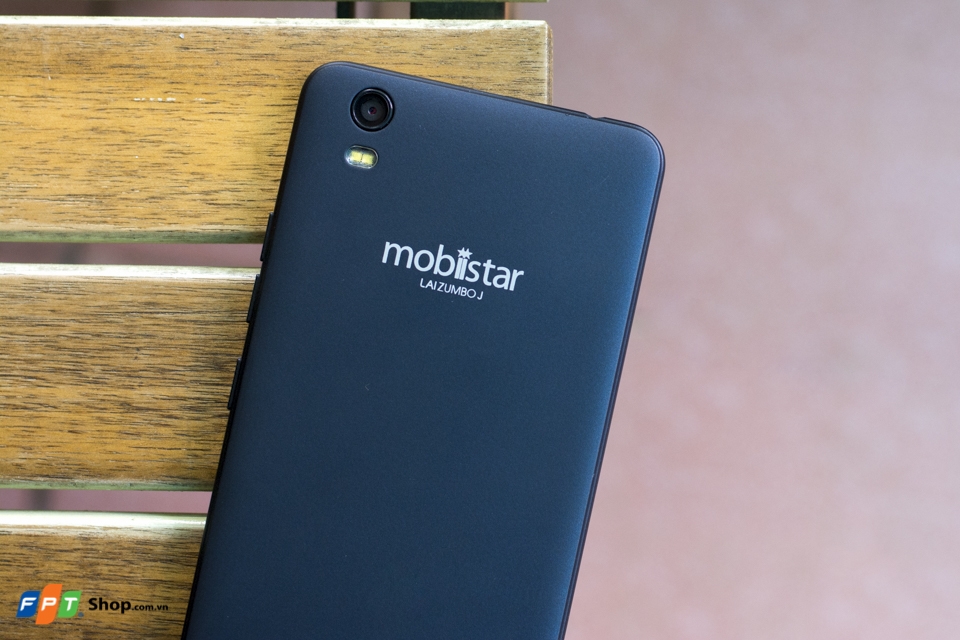 Đánh giá Mobiistar LAI Zumbo J: Đáng giá từng xu
