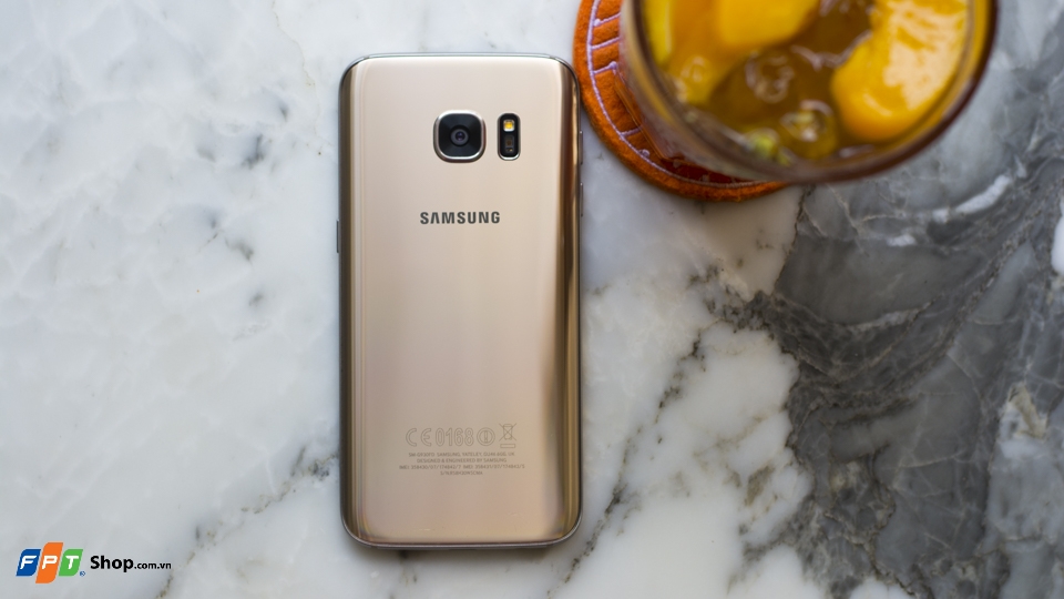 Ngày mới năng động cùng Samsung Galaxy S7