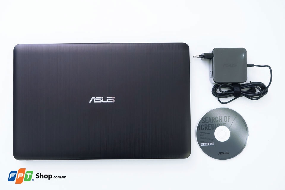Trên tay ASUS VivoBook Max X541UV: Cứng cáp, đẹp và nhẹ ASUS VivoBook Max X541UV đi kèm sạc và đĩa driver