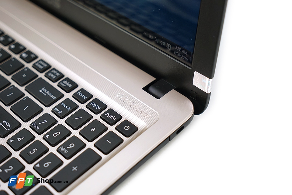 Trên tay và đánh giá nhanh ASUS VivoBook X540SC: Đầm tay, thiết kế cứng cáp Loa ngoài công nghệ Sonic Master
