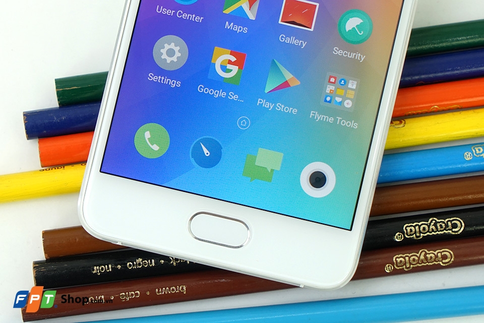 Cảm biến vân tay mTouch 2.1 cũng được trang bị trên Meizu U10