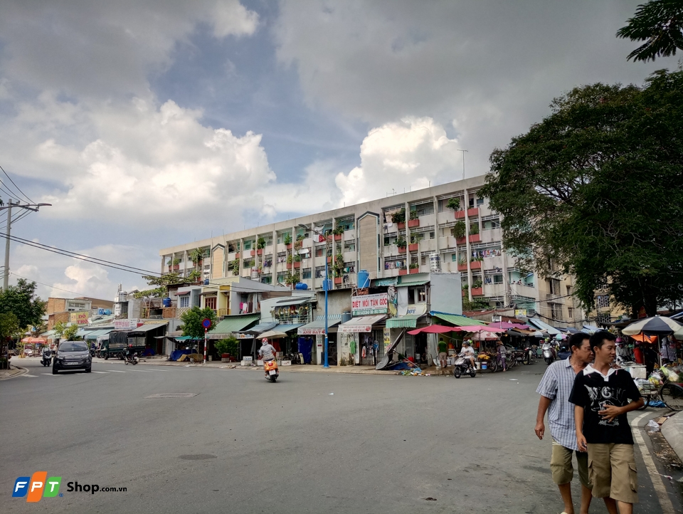 Chung cư cũ chụp từ Meizu MX6