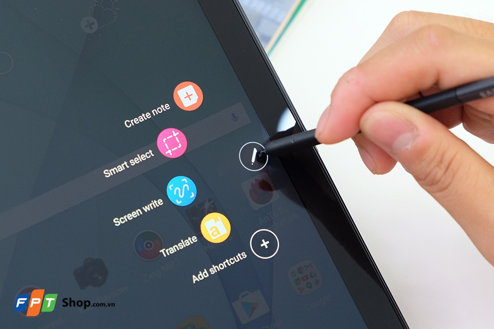 Đánh giá Galaxy Tab A (2016) SPen Bút SPen trên Galaxy Tab A (2016) SPen 1