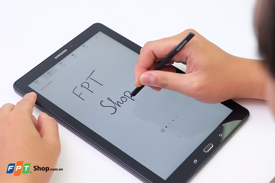 Đánh giá Galaxy Tab A (2016) SPen Bút SPen trên Galaxy Tab A (2016) SPen 2