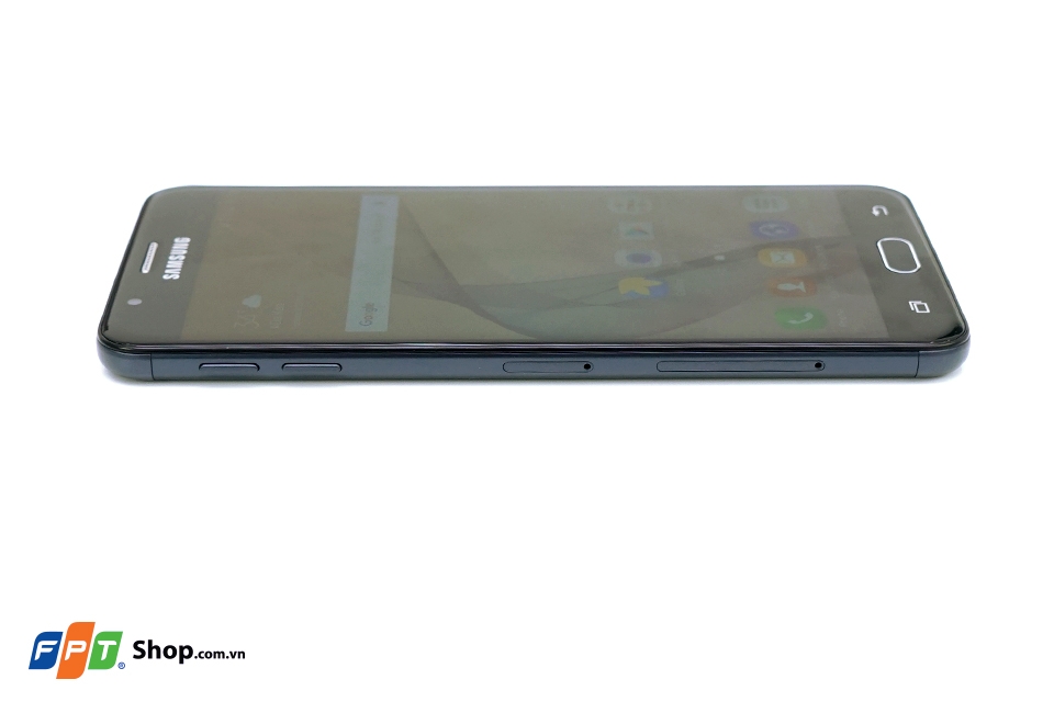 Mở hộp Cạnh trái Galaxy J7 Prime