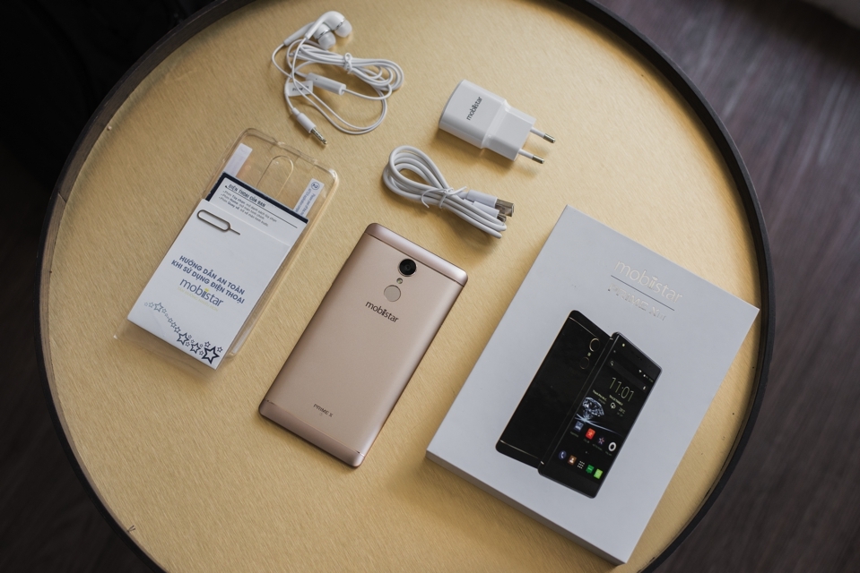 Bên trong hộp Prime X1