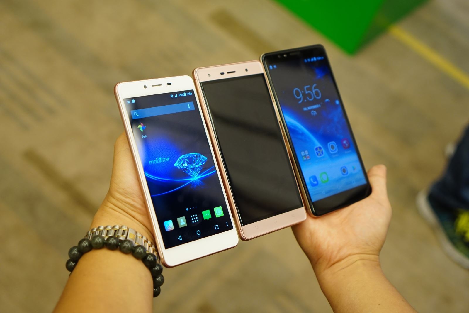 Bộ ba sản phẩm mới của Mobiistar nhìn từ mặt trước