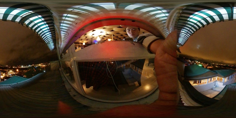 Hình 6 từ Gear 360