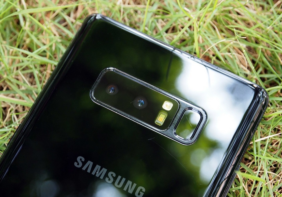 Chỉ có Galaxy S9+ mới trang bị camera kép Chỉ có Galaxy S9+ mới trang bị camera kép
