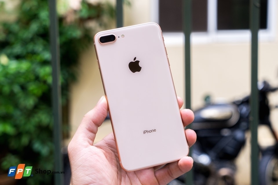 iPhone 8 Plus