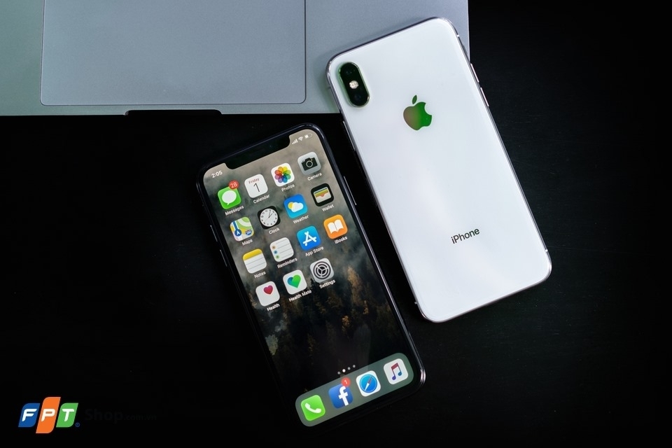 iPhone X