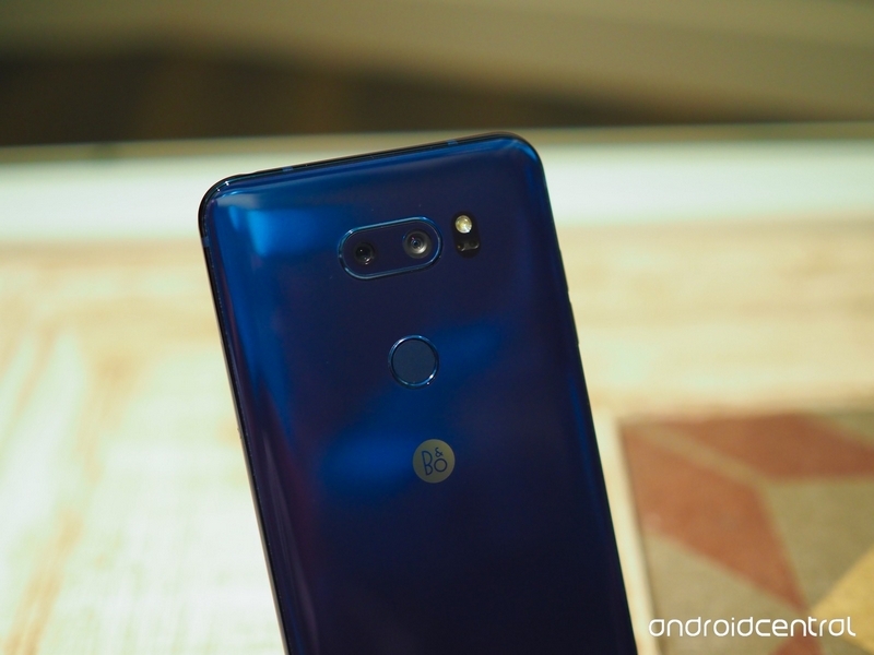 Hình ảnh LG V30s Thin Q Hình ảnh LG V30s Thin Q
