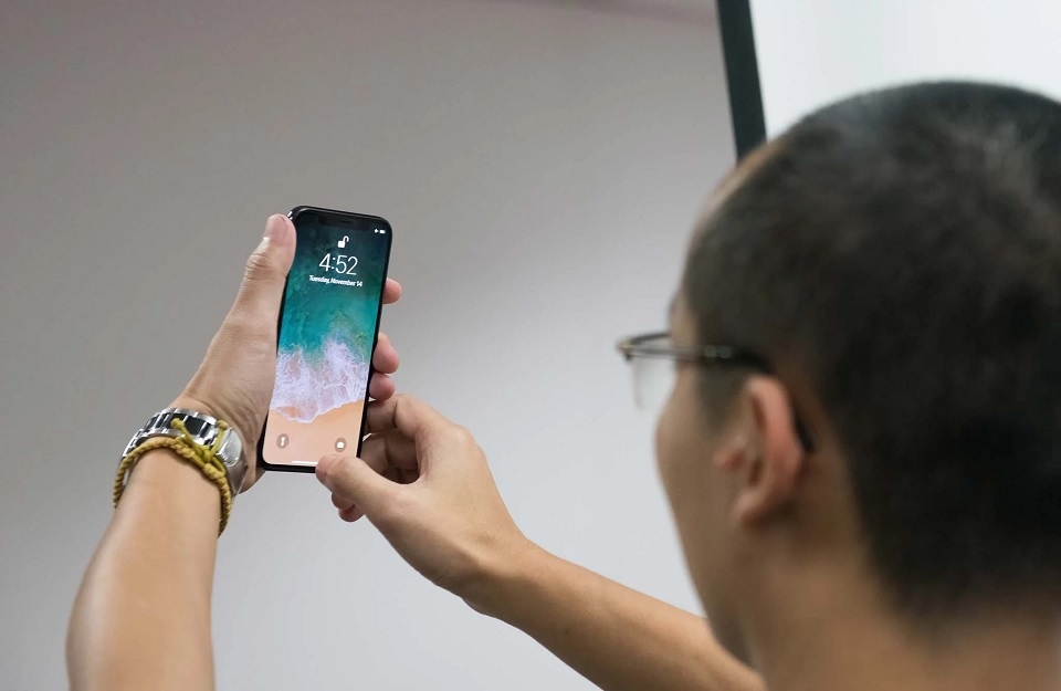 Mở khóa Face ID