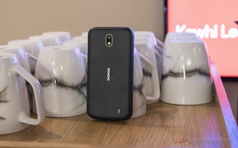 Trên tay Nokia 1 Trên tay Nokia 1