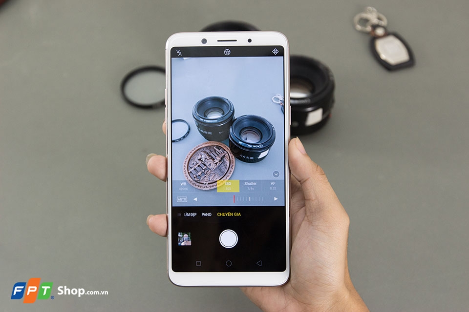 Camera selfie OPPO F5