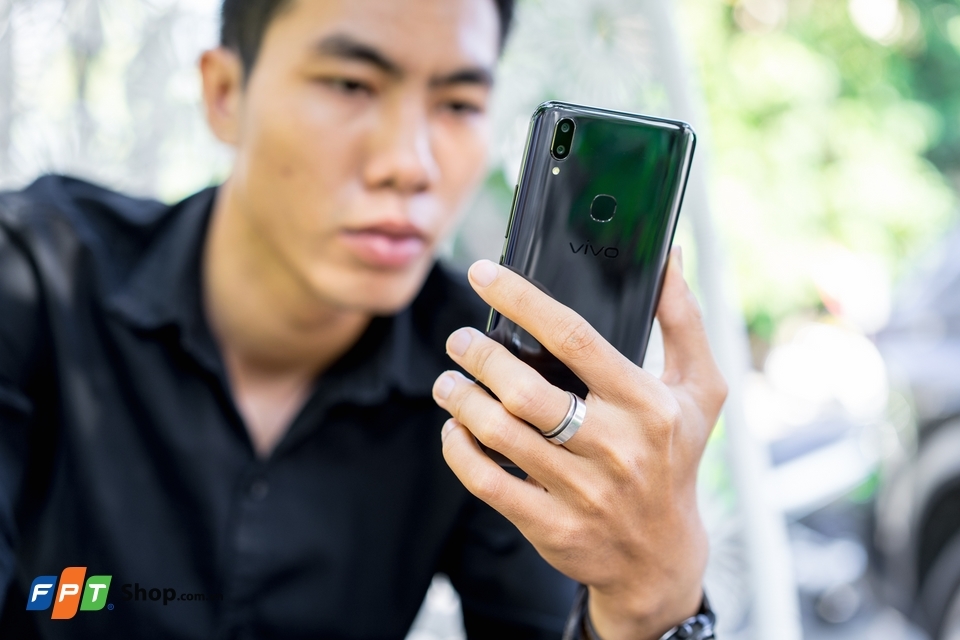 Hỗ trợ bảo mật bằng nhận diện gương mặt thời thượng