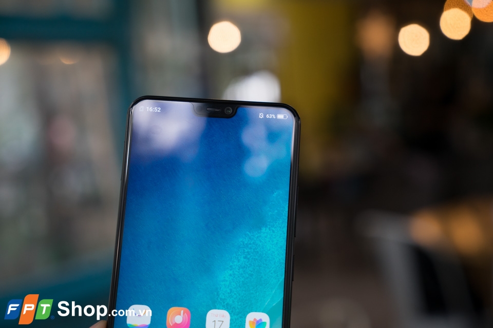 Phần notch được làm gọn gàng hơn