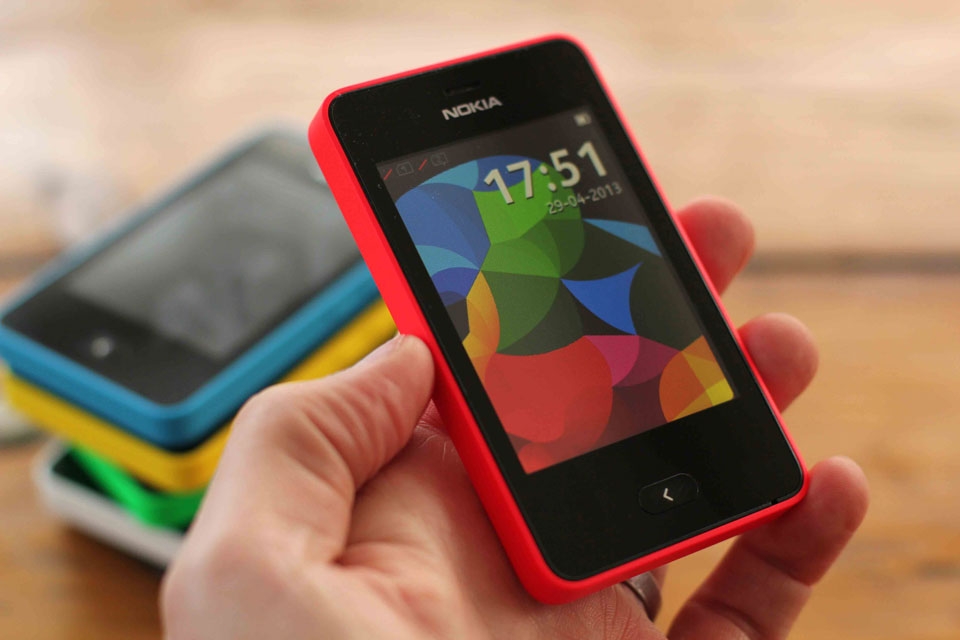 Dòng điện thoại giá rẻ Nokia Asha.