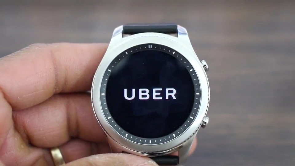 Những điều nên làm sau khi mua smartwatch Cài đặt thêm các ứng dụng hữu ích.