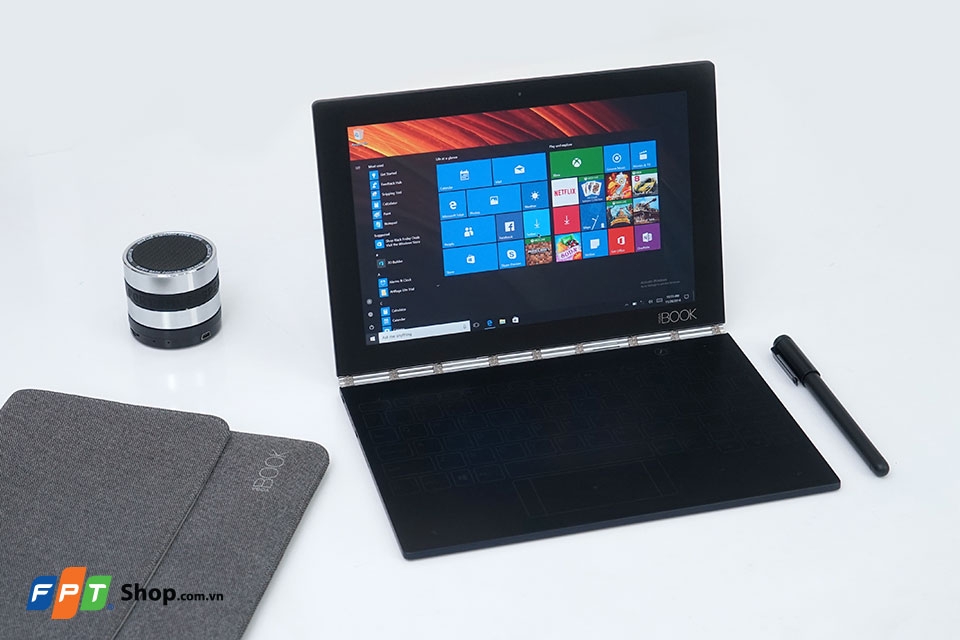 Cấu hình Lenovo Yoga Book đủ đáp ứng nhu cầu sử dụng của người dùng trong công việc, giải trí hay học tập.