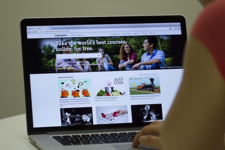 Ngày càng nhiều website học tập miễn phí xuất hiện.