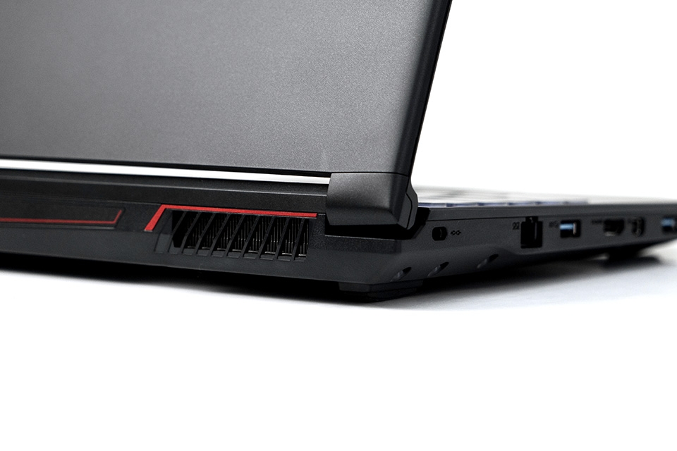 Tản nhiệt phải tốt để giữ cho các thành phần của máy được mát.