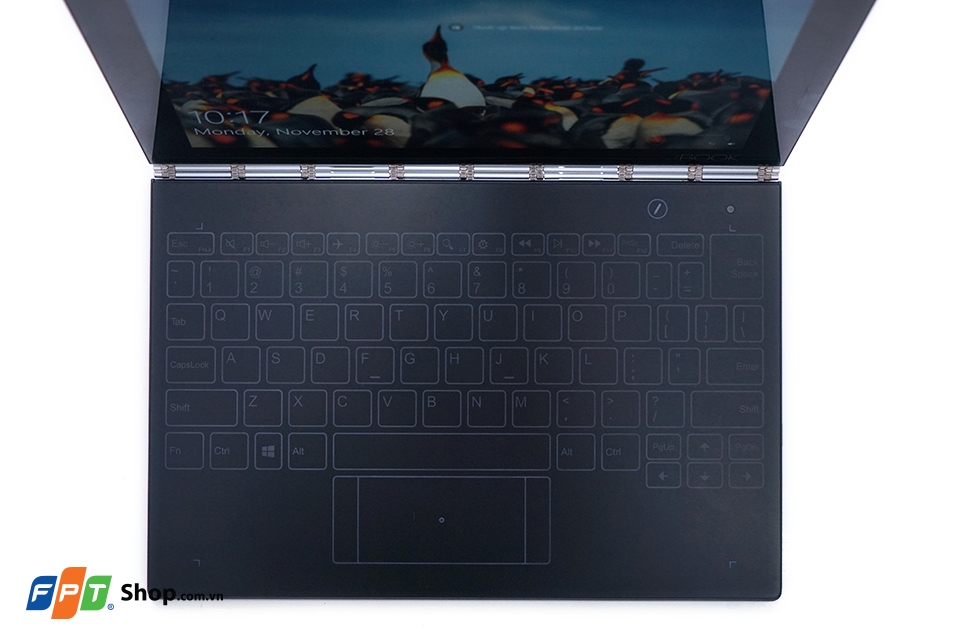 Bàn phím Halo cảm ứng cho khả năng phản hồi thao tác của người dùng bằng lực rung.