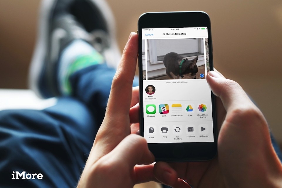 Những tính năng trên iPhone mà bạn sẽ rất nhớ Tính năng AirDrop mang đến sự tiện lợi tối đa khi cần chia sẻ dữ liệu.
