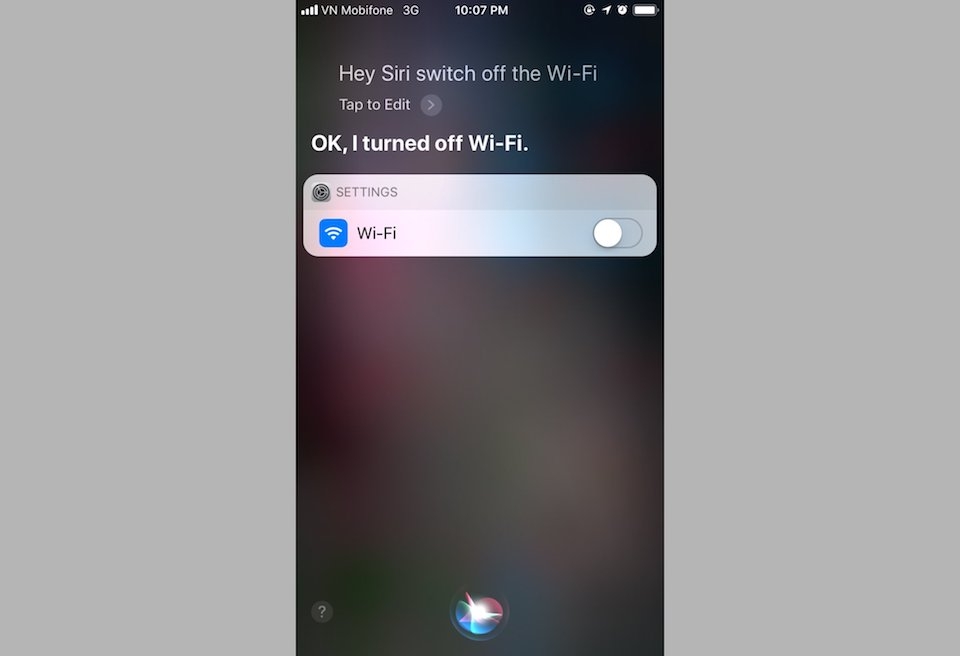 Ra lệnh bằng giọng nói với Siri để tắt kết nối Wifi và Bluetooth.