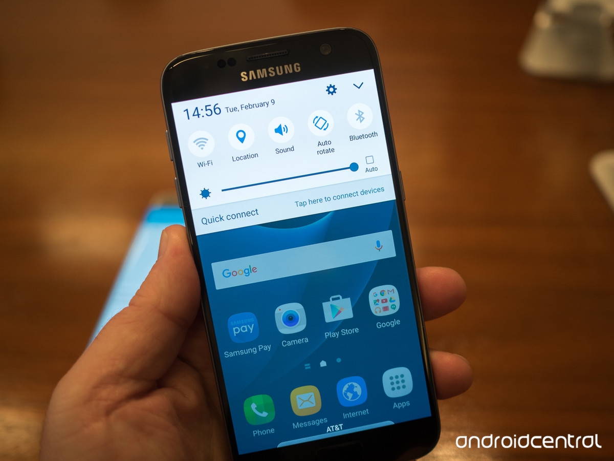 Giao diện TouchWiz trên Galaxy S7 được cải tiến theo hướng đơn giản hơn