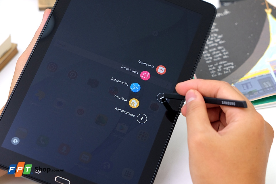 Có bút S-Pen