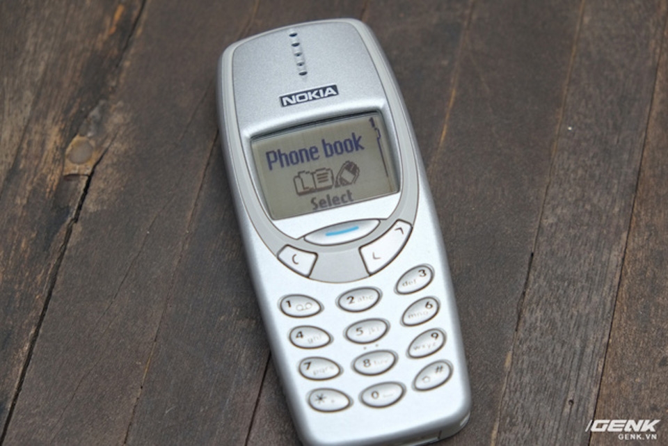Trên tay Nokia 3310 17 năm tuổi Nokia 3310 với bàn phím T9 quen thuộc
