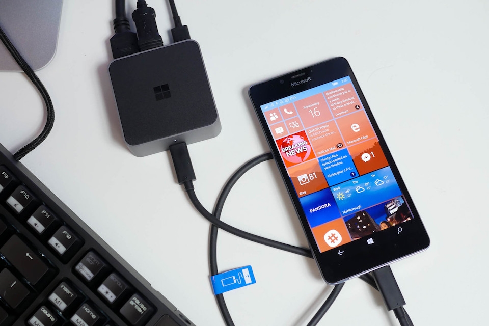 Tính năng Continuum trên Windows 10 Mobile