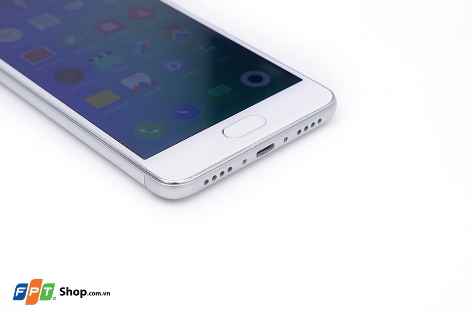 So sánh Meizu M3s với HTC Desire 820G Plus: Kim loại hay nhựa? Meizu M3s còn được tích hợp cả tính năng bảo mật vân tay