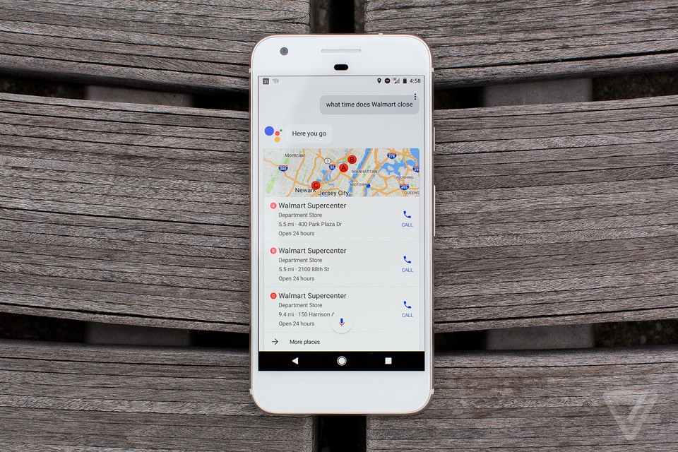 Chiếc máy có thiết kế đơn giản nhưng rất đẹp