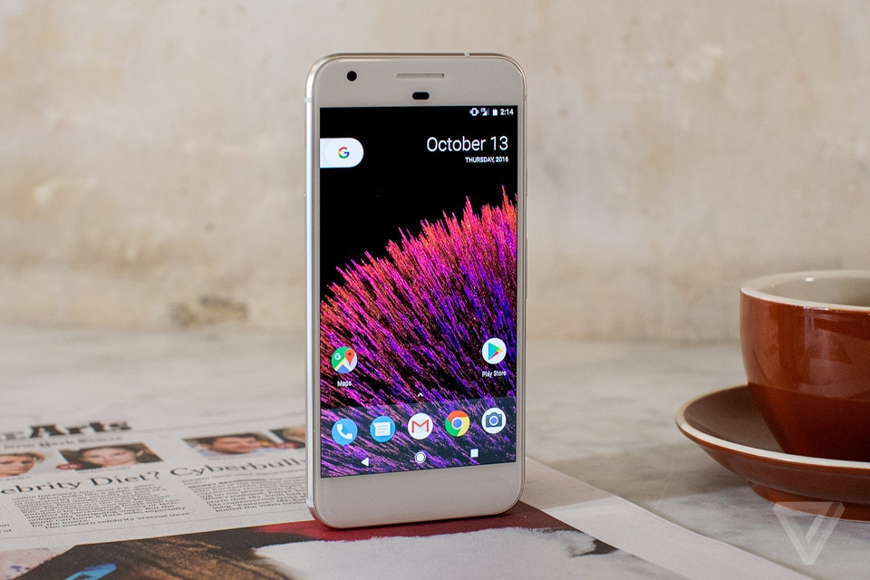 Chất lượng hiển thị của màn hình ở mức ổn