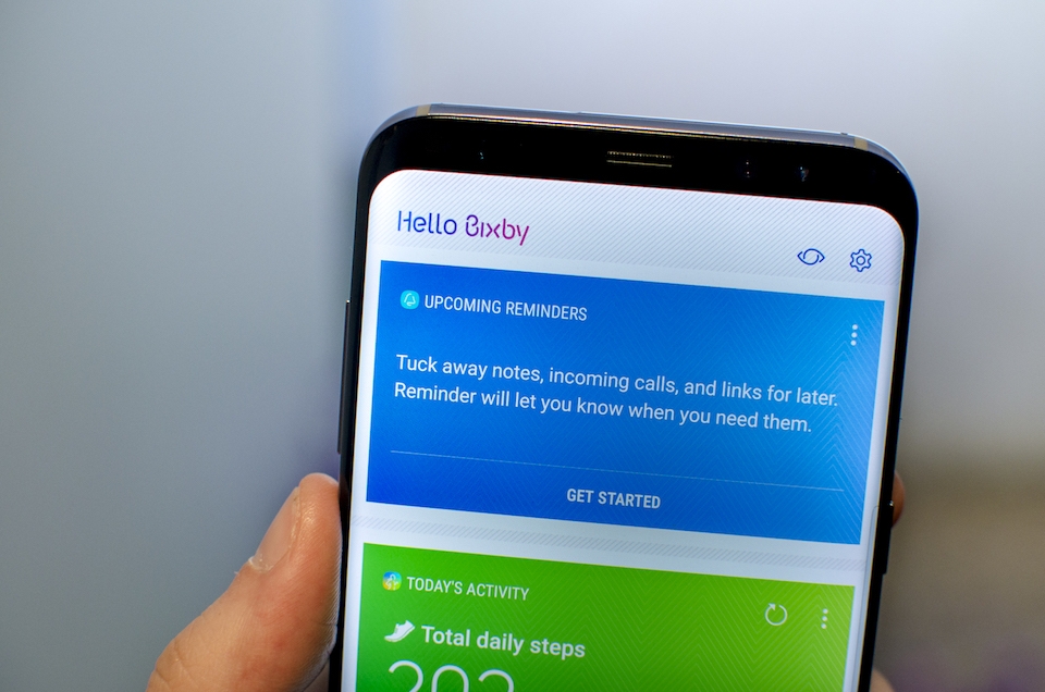Giao diện trợ lý ảo Bixby.