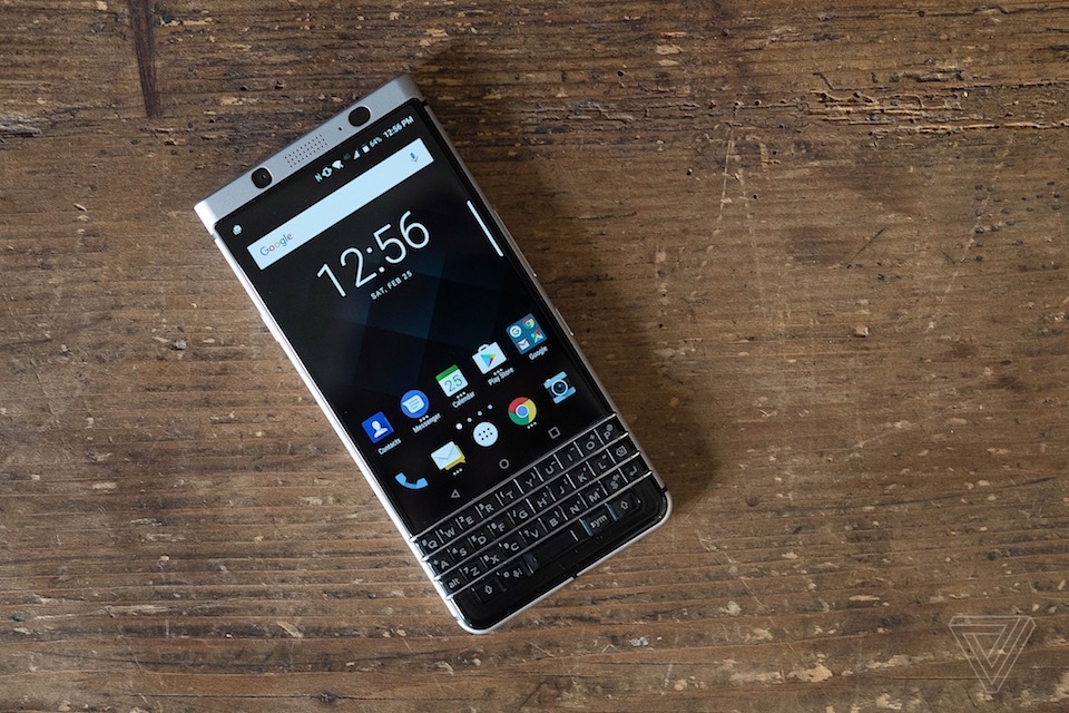 BlackBerry KeyOne có doanh số bán ra đạt kỷ lục.