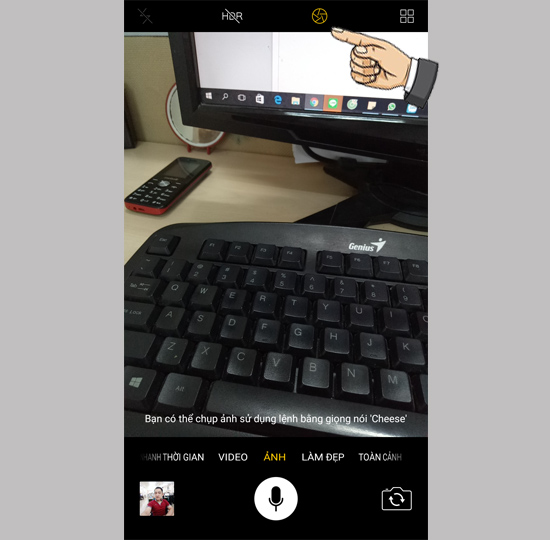 Cách chụp ảnh bằng giọng nói trên Oppo F3 Chọn biểu tượng thiết lập trong giao diện Camera.