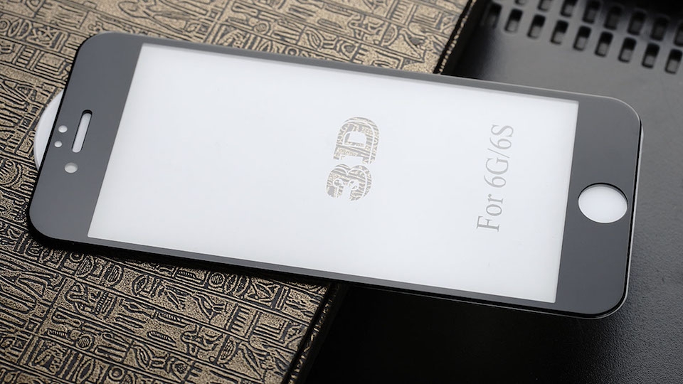 Kính cường lực cho iPhone.