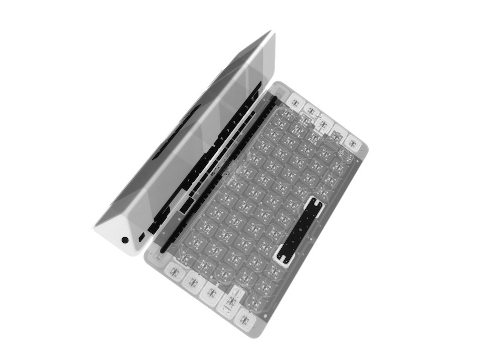 Hình ảnh X-quang của bàn phím Smart Keyboard