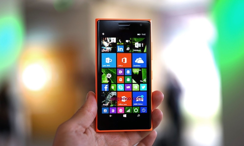 Lumia 735 là chiếc điện thoại Lumia cuối cùng trên cửa hàng Microsoft Store.
