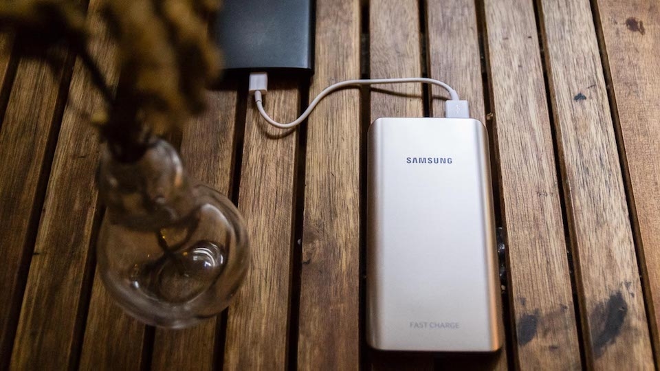 Samsung Fast Charge có mức chuyển đổi hơn 70% ở chế độ sạc nhanh, tức ở mức tốt.