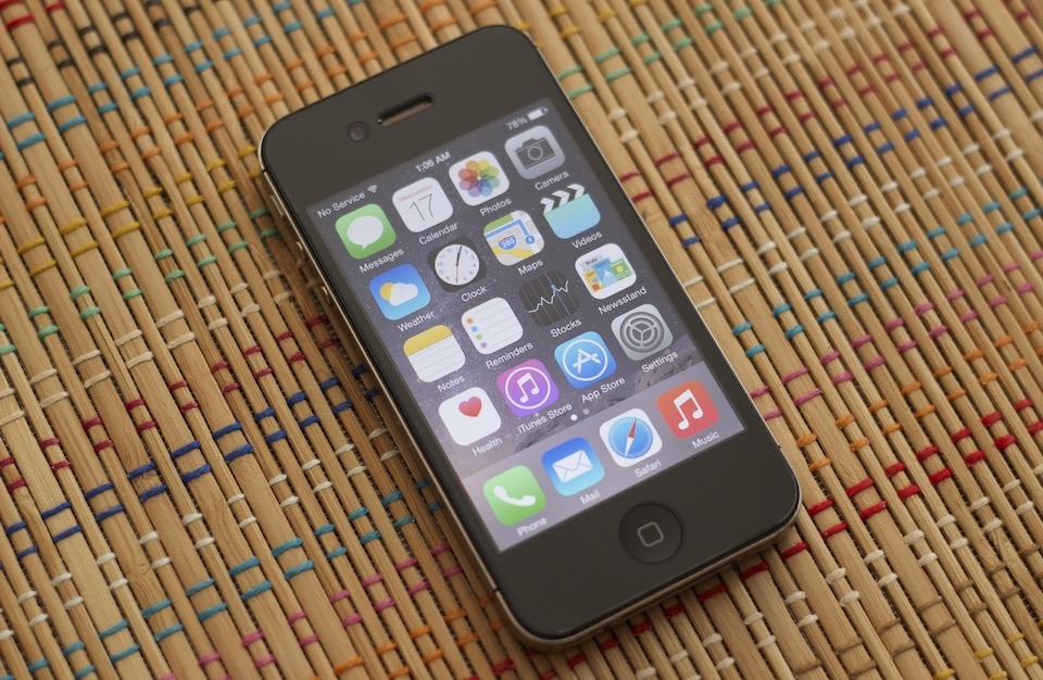 iPhone 4S