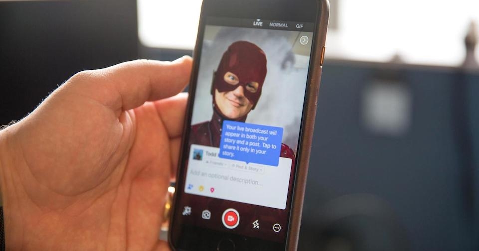 Người dùng đã có thể livestream trực tiếp trong giao diện Facebook Camera.