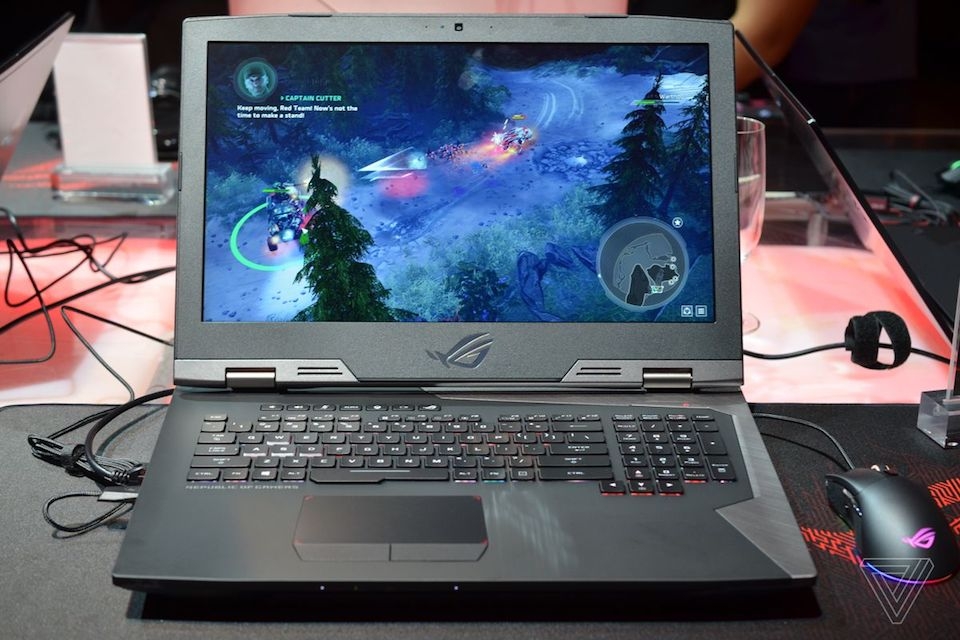 Màn hình của Asus ROG Chimera có tần số quét 144Hz.