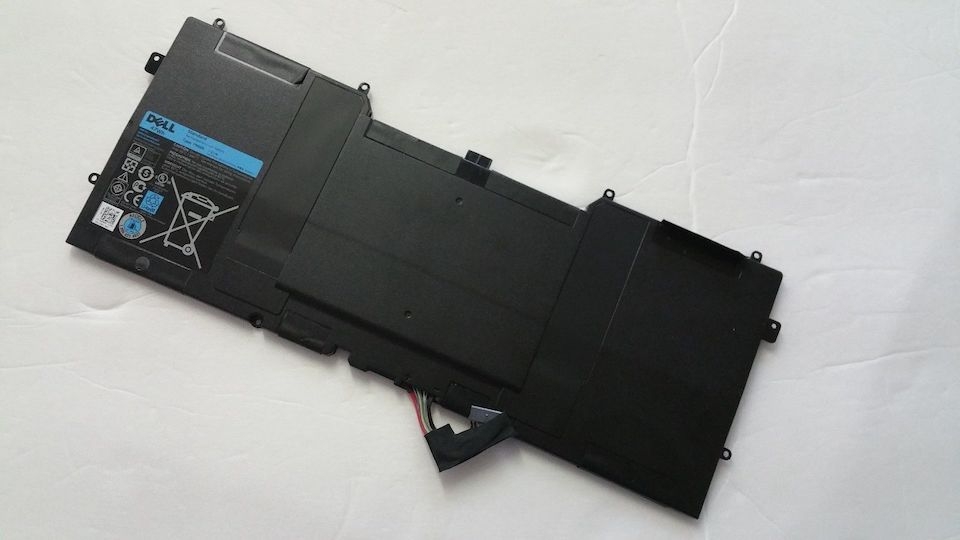 Laptop không nhận được pin có thể do pin bị hư.
